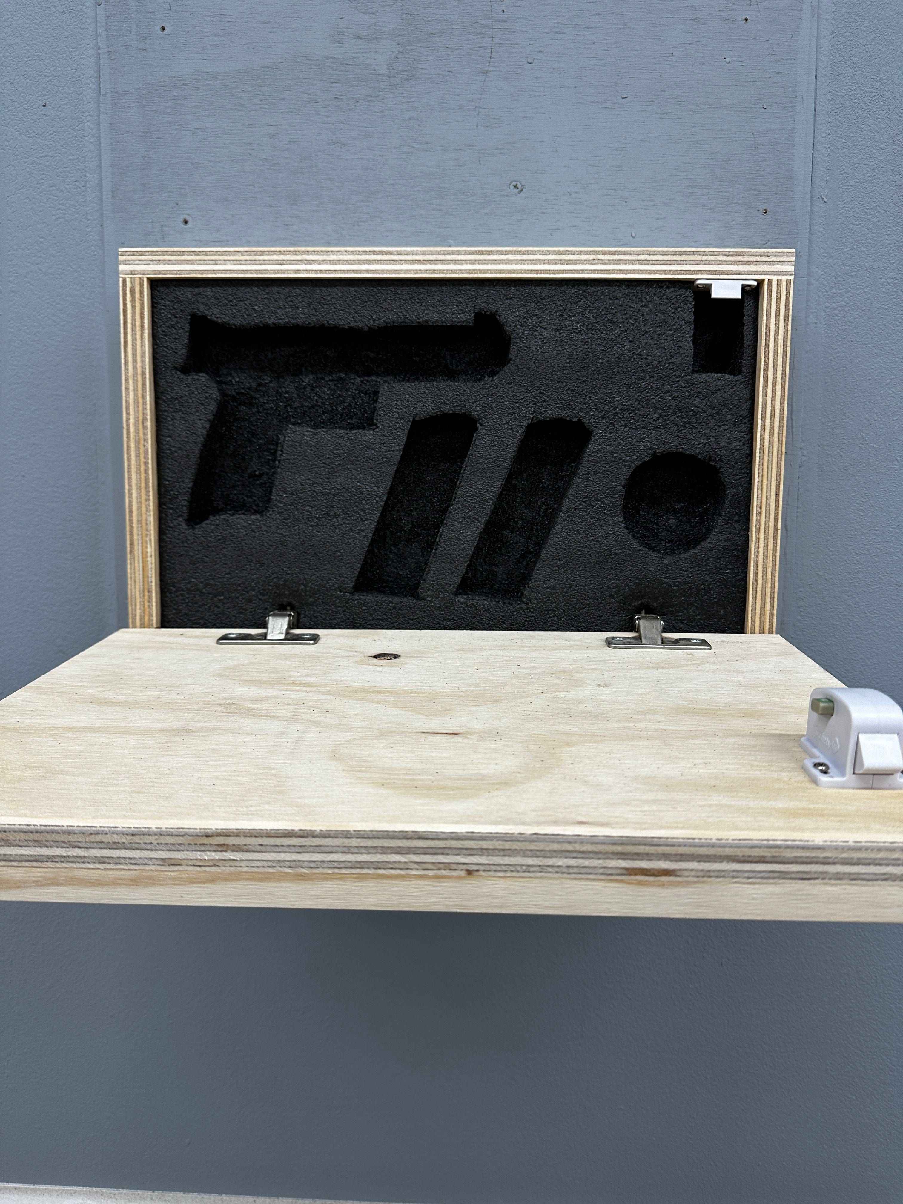 Small Beach Hidden Gun Decor